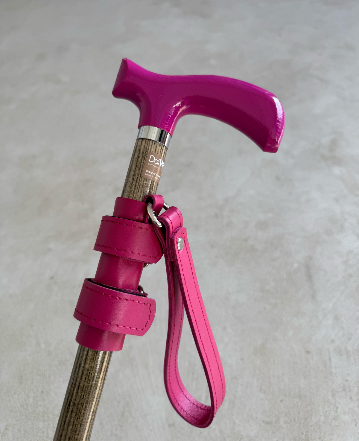 DaiWalk Leather Lanyard: Why Wrist Security Matters More Than Most Cane Users Expect