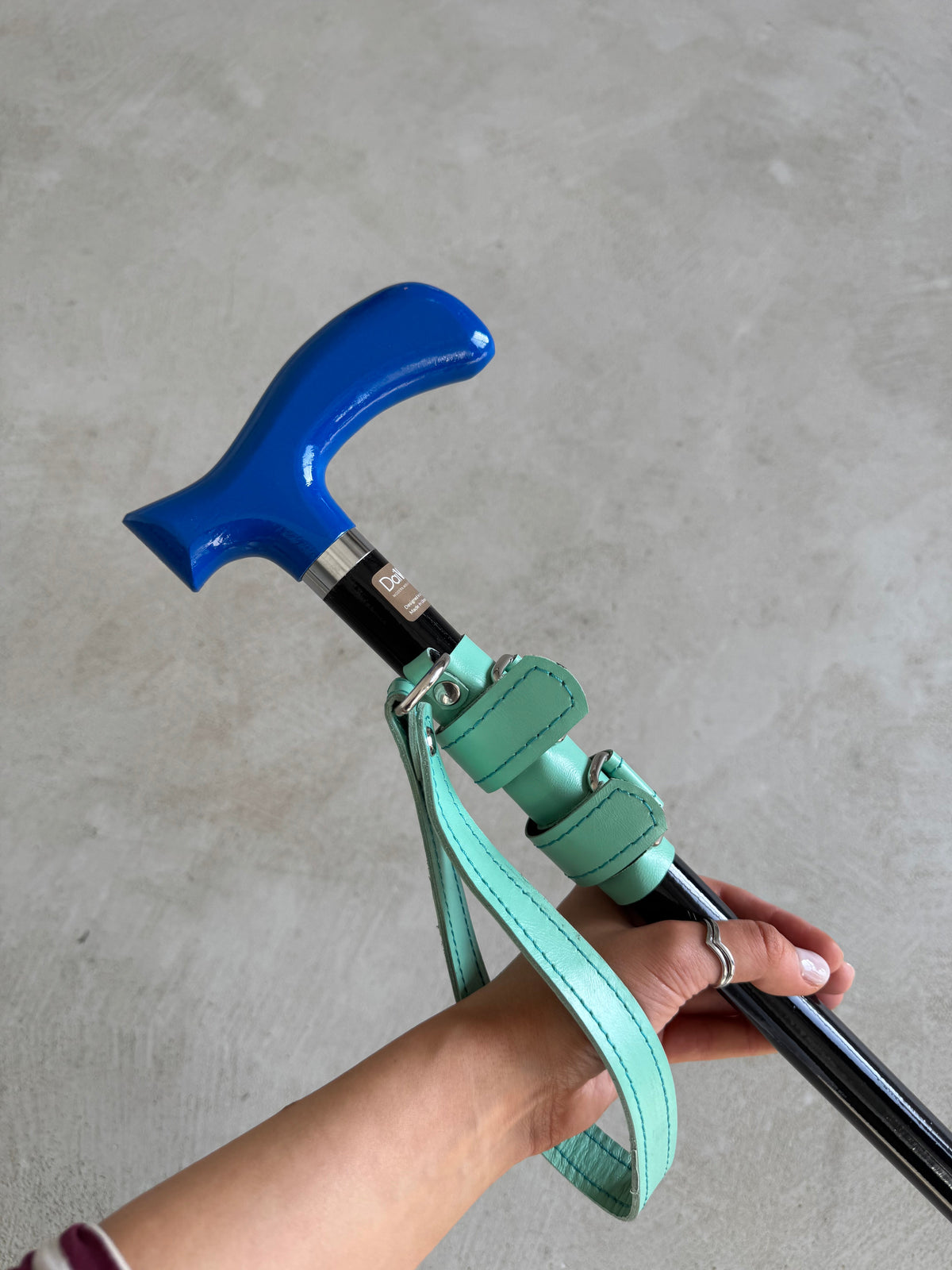 Walking Cane for Vertigo and Vestibular Disorders: What Helps and What Doesn't