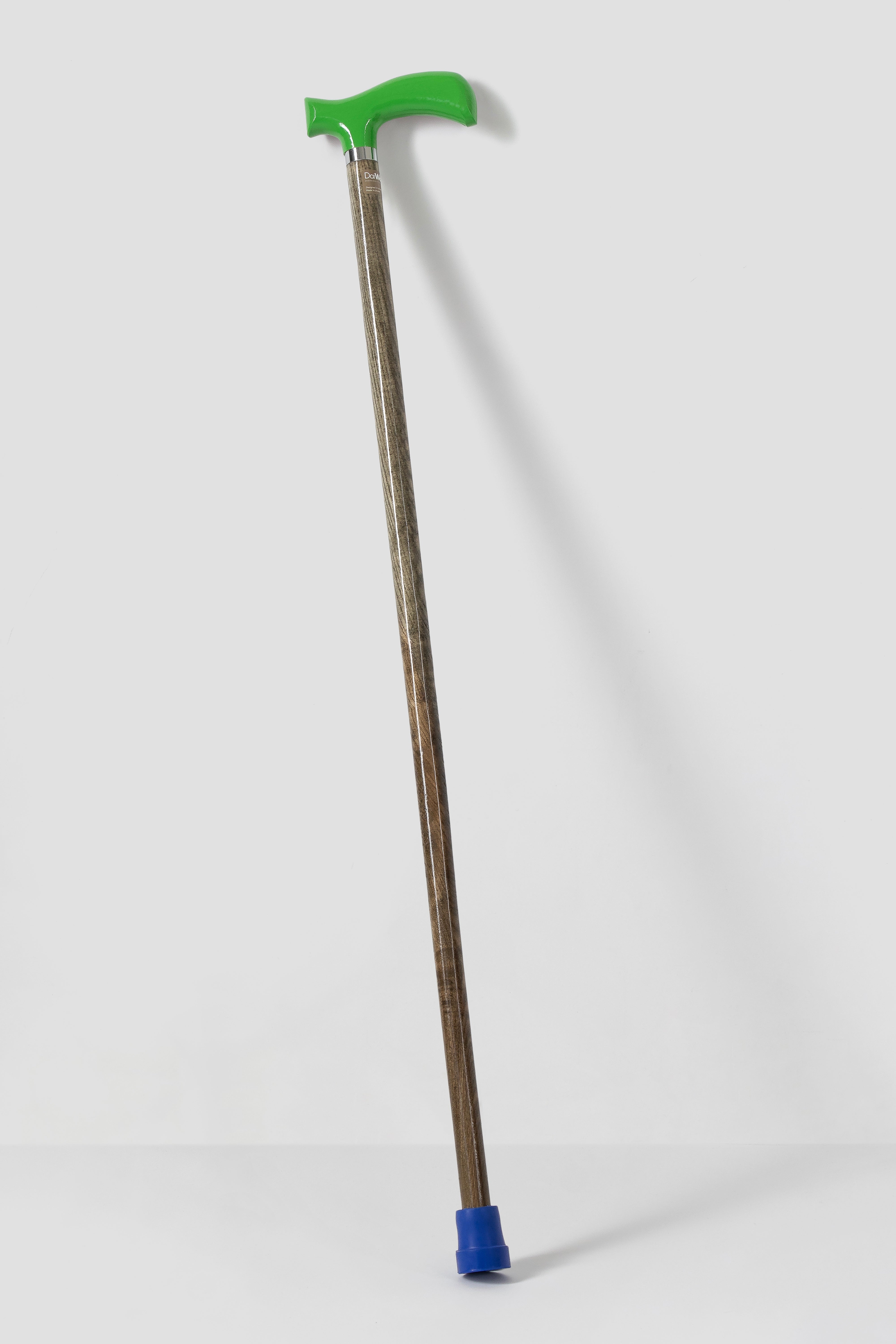 Traffic green luxury walking cane with light natural oak wood shaft. Custom cut ergonomic designer mobility aid by DaiWalk.