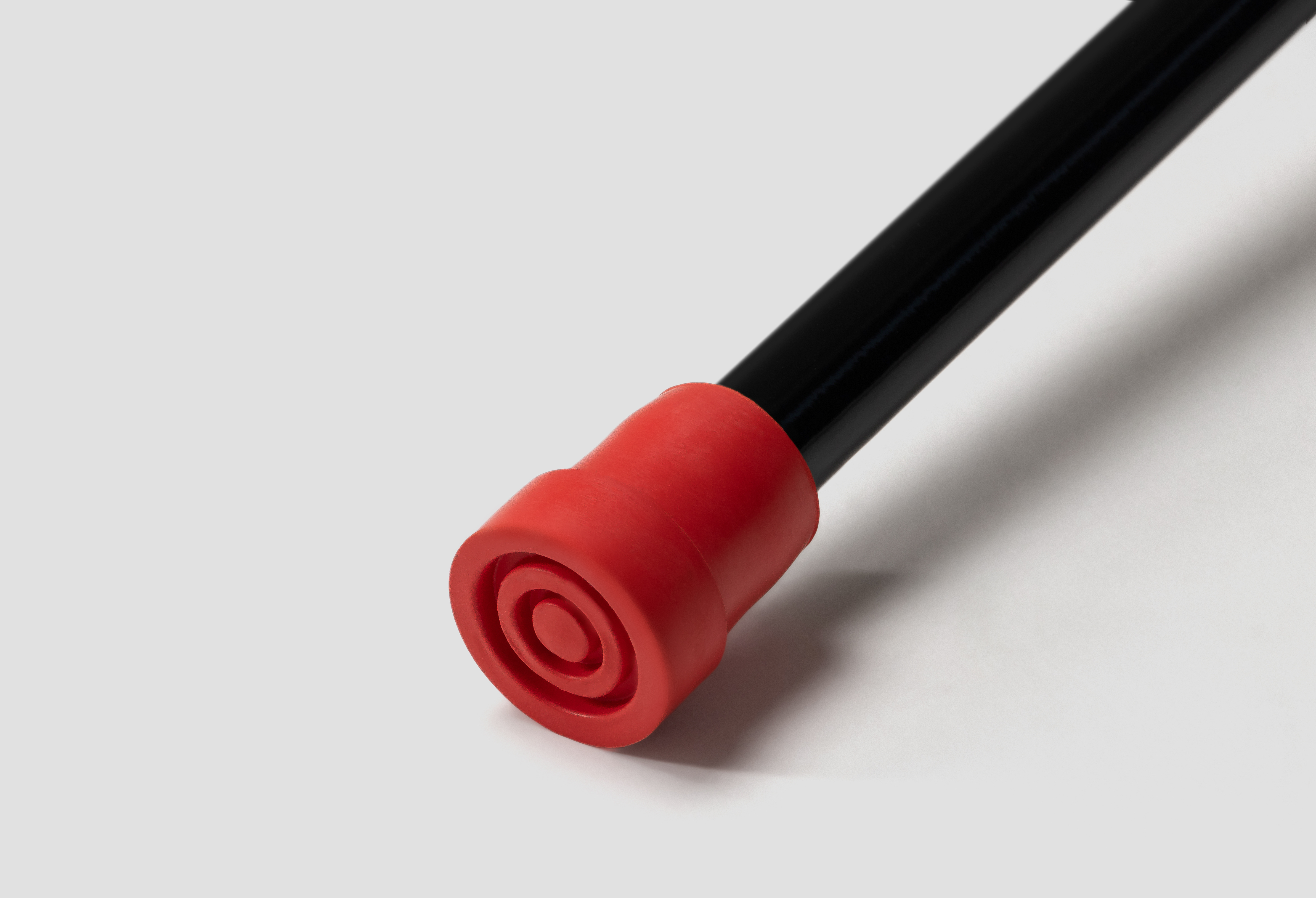 Industrial grade wear-resistant rubber tip for men’s luxury walking sticks. Long-lasting heavy-duty ferrule built for daily high-impact use.
